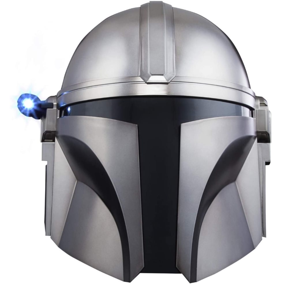 Star Wars Bl Man Mandalorian Casco Electronico Hasbro Star Wars  x 1 Es un casco premium inspirado en la serie The Mandalorian. Incluye luces interiores y una luz táctica desmontable.