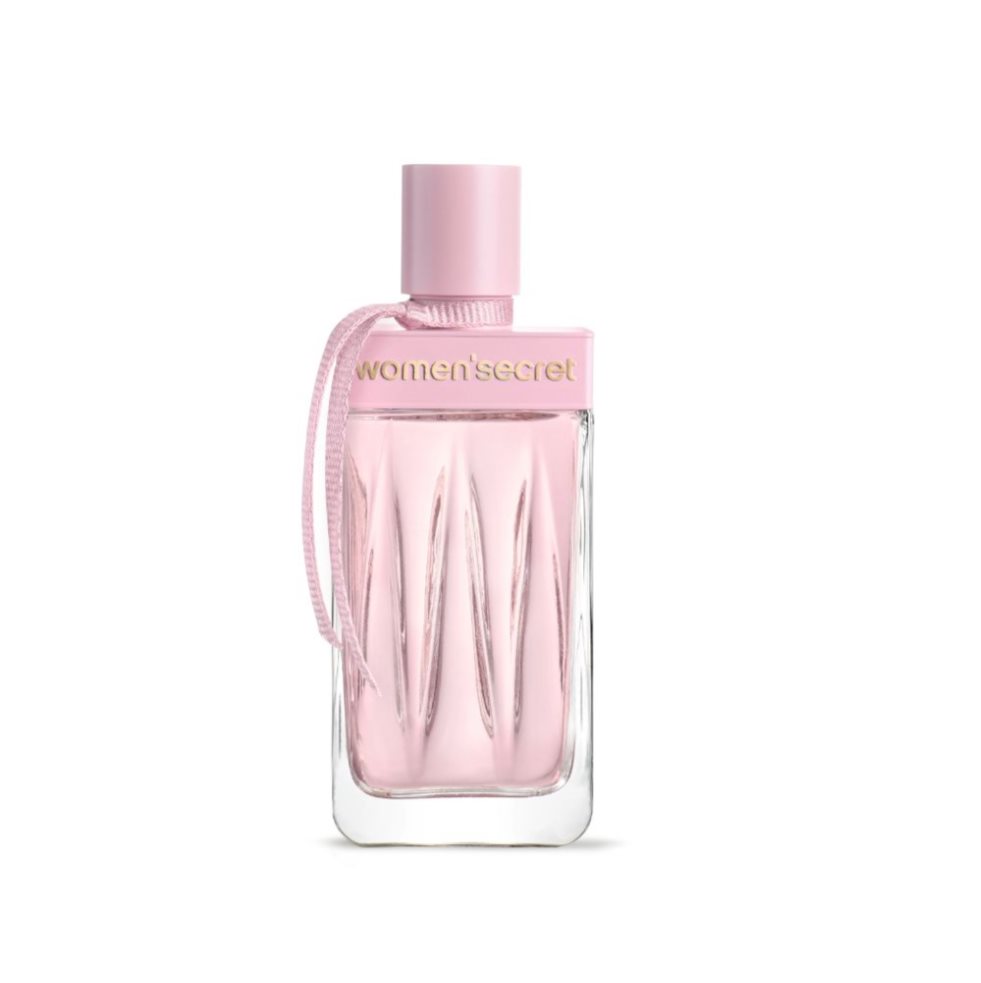 WS INTIMATE Eau de Parfum 100ml WOMEN SECRET caja x 1 Descubre el atractivo del spray EDP Intimate de Women'Secret, una fragancia cautivadora para mujeres que fue lanzada en 2020. Este encantador aroma pertenece a la familia de fragancias Ámbar Floral, o