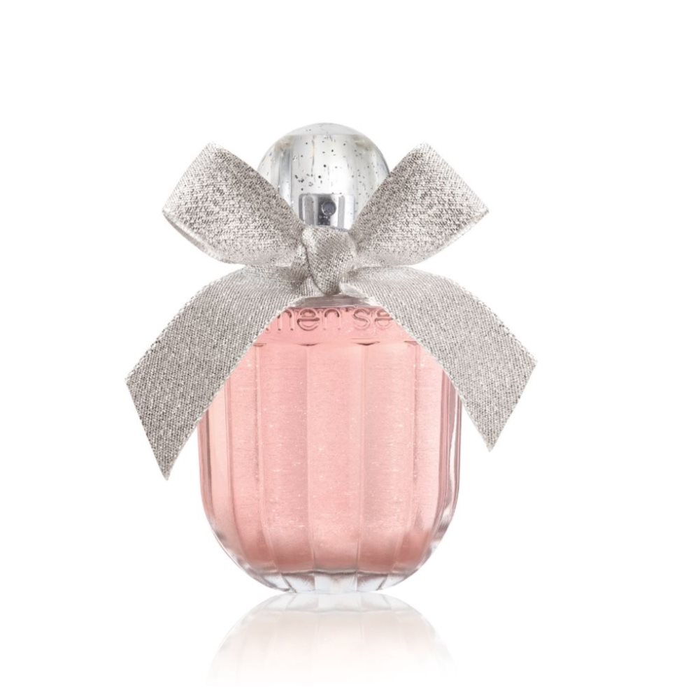 WS ROSE SEDUCTION Eau de Parfum 100 ml WOMEN SECRET caja x 1 Descubre el encantador atractivo de Rose Seduction de Women'Secret, una fragancia exquisita lanzada en 2019 que captura perfectamente la esencia de la feminidad.Rose Seduction pertenece a la familia d