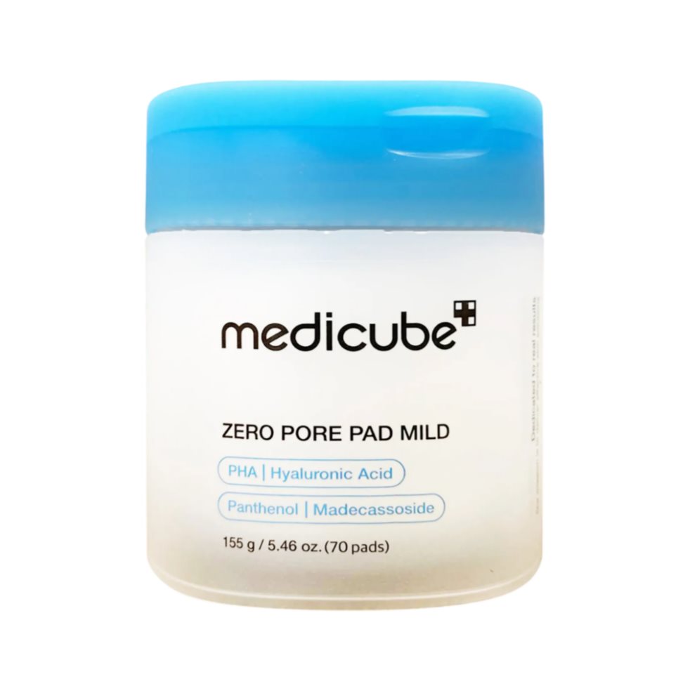 Medicube Zero Pore Pad Mild Medicube 155g (70 pads) x 1 Este tónico en almohadillas exfoliantes mejora la textura de la piel, limpia los poros e hidrata sin causar irritación. Su fórmula suave es ideal para pieles sensibles, de secas a mixtas, que buscan u