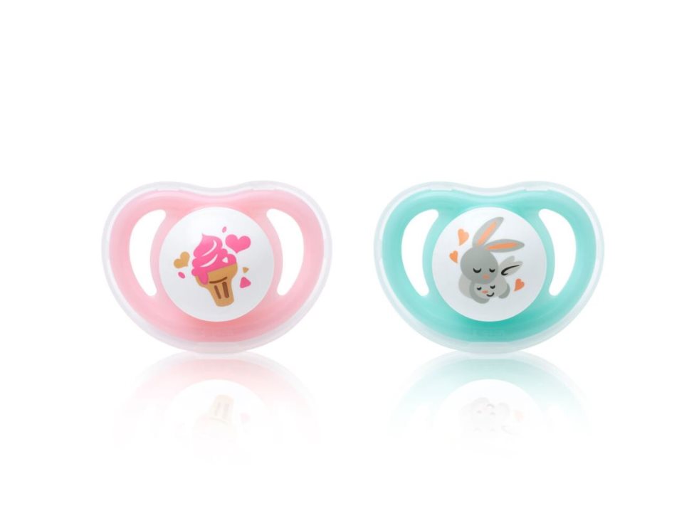 Set x 2 Chupos de Entretención Mini Light Talla S Niña   Pigeon Blíster  x 2 Los chupos de Entretención Mini Light encajan perfectamente en la boca del bebé y cuentan con una base ancha similar a la aureola del seno de la madre, lo que le permite hacer una succión natural que 