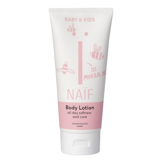Crema Corporal Naïf Bebes y Niños 200ml NAÏF Tubo x 200ml La Crema Corporal Naïf con ingredientes naturales ayuda a hidratar y cuidar la piel de bebés y niños. Su textura es ligera, no deja sensación grasa, es fácil de aplicar e ideal para integrar dentro de